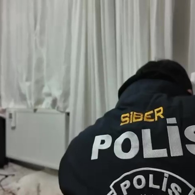 Kocaeli'de çocukların müstehcen görüntülerini depolayan 12 şüpheli tutuklan...