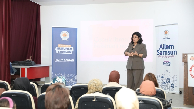 Samsun'da 'Mahalle Akademisi Eğitim Programı' başladı