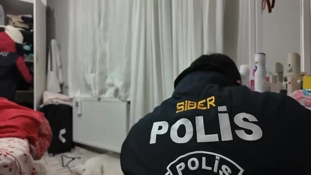 Kocaeli'de çocukların müstehcen görüntülerini depolayan 12 şüpheli tutuklandı