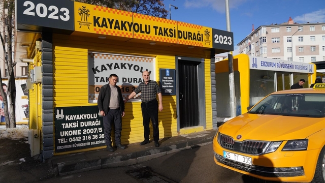 Palandöken'de Taksi Durakları Sıcacık Yuvaya Dönüştü
Taksici Esnafından Başkan Sunar'a Teşekkür
Başkan Sunar: Esnafımızın Yanındayız