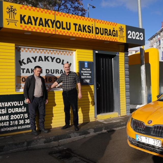 Palandöken'de Taksi Durakları Sıcacık Yuvaya Dönüştü
Taksici Esnafından Baş...