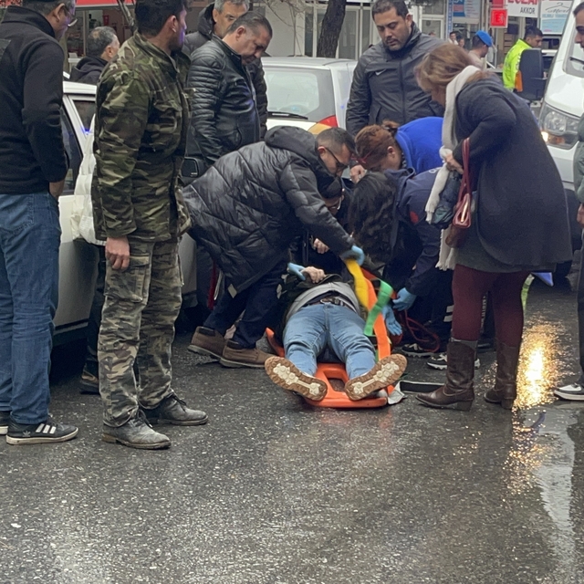 Menteşe'de otomobil yaya çarptı: 1 yaralı