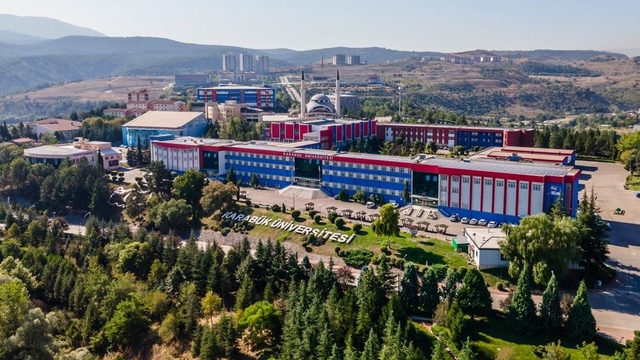 KBÜ, QS Avrupa 2026'da Türkiye'de 35'inci sıraya yükseldi