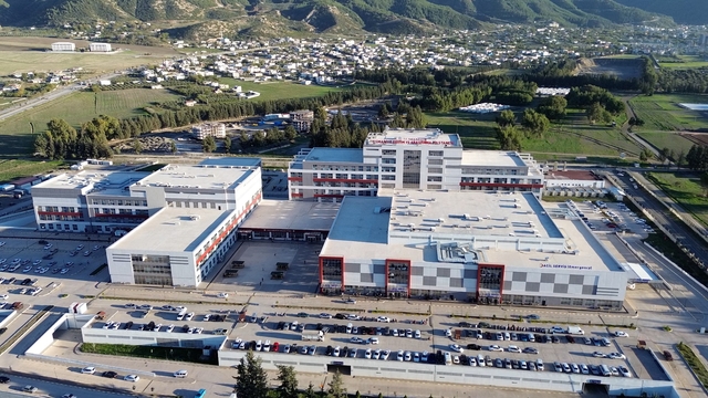 Osmaniye'de 6 Şubat'taki depremlerden sonra 10 sağlık tesisi hizmete girdi