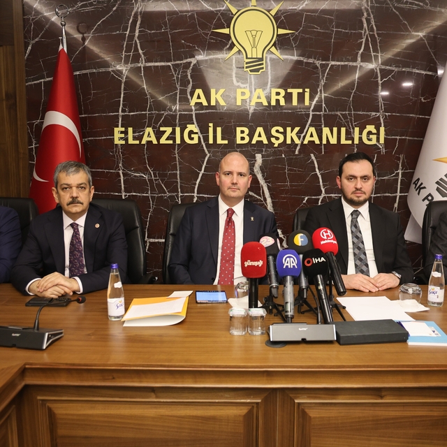 AK Parti Genel Başkan Yardımcısı İleri: "Bu millet ve devlet sadece bizler...