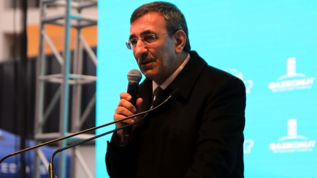 Cevdet Yılmaz: Deprem harcamalarına yaklaşık 90 milyar dolarlık bir kaynak ayırdık (4)