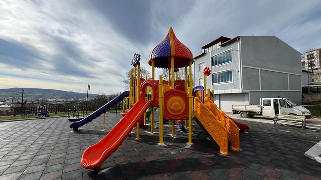 Kavak'ta Atatürk Parkı belediye tarafından yenilendi