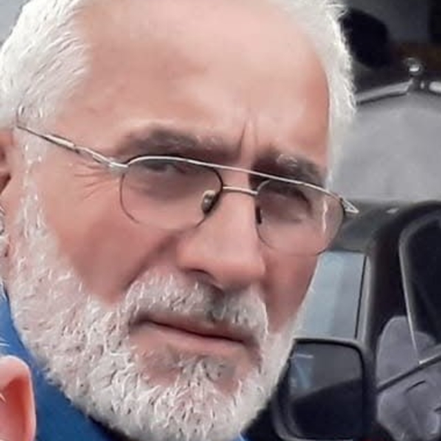 Rize'de hafif ticari araç uçuruma yuvarlandı, eski muhtar hayatını kaybetti