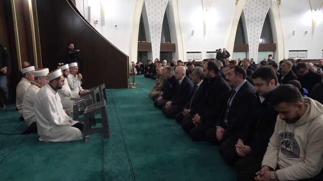 Adıyaman'da 6 Şubat depremlerinde hayatını kaybedenler için mevlit okutuldu