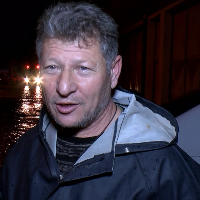 İzmir'de sağanak sırasında kamyonetle alt geçitte mahsur kalan sürücü öldü...