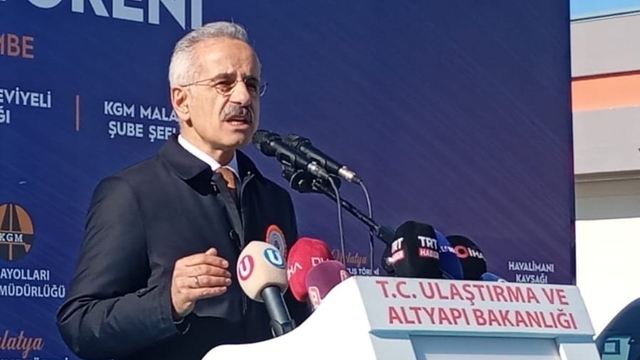 Bakan Uraloğlu: "Bugüne kadar deprem bölgesindeki illere toplam 79,4 milyar liralık yatırım yaptık"
