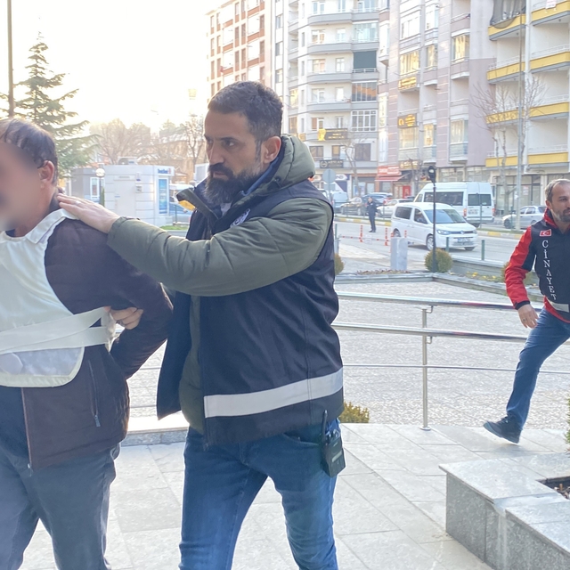 Yaşlı adamı canice katleden zanlı tutuklandı