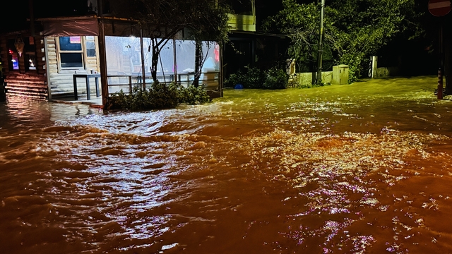 Muğla'nın Bodrum ve Marmaris ilçelerinde sağanak etkili oldu
