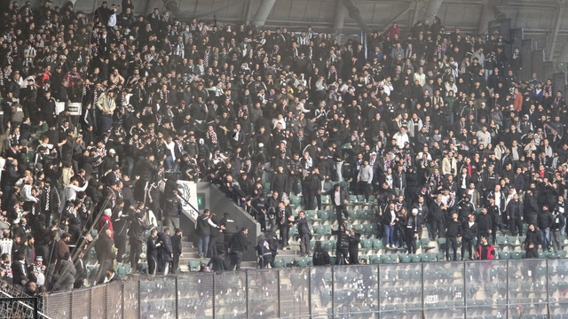 Beşiktaş tribünü karıştı, 15 taraftara adli işlem yapıldı