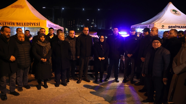 Gaziantep'te 6 Şubat 2023'teki depremlerde hayatını kaybedenler anıldı