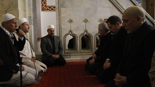 Habib-i Neccar Camisi'nde 6 Şubat depremlerinin üçüncü yılında hatim duası yapıldı