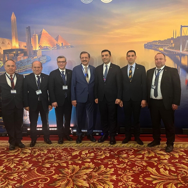 Edremit Ticaret Odası Başkanı Çetin, Türkiye-Mısır İş Forumlarına katıldı