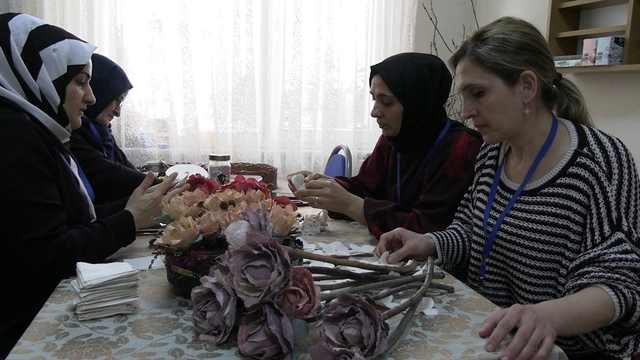 Depremin izleri silinmedi, umutları Edirne'de yeşerdi
Felaketin üzerinden 3 yıl geçti: Acıyla geldiler, umutla tutundular
Edirne'de yeni bir hayat kuran depremzedeler, yaşadıklarını anlattı