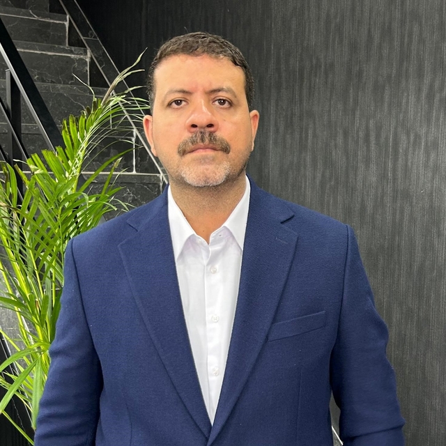 İş adamı Bozkuş: ''Devletimizin 3 yılda yaptığı dönüşüm diğer ülkelere örne...