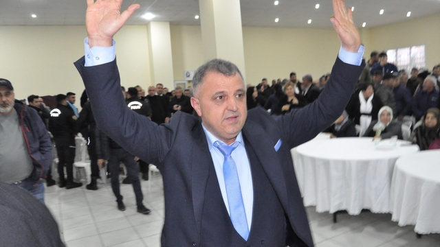 Salihlili manavlar Osman Göl'e emanet