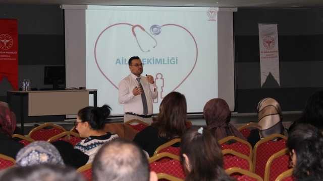 Erzincan'da sağlık eğitim programı düzenlendi