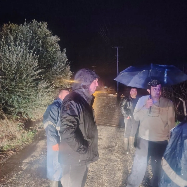 Naipli Çayı taştı, Germencik Belediyesi ekipleri müdahale etti