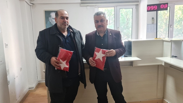 Buldanlı üreticilerden bayrak kampanyası