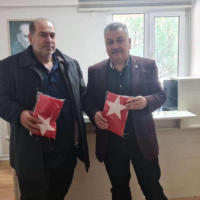 Buldanlı üreticilerden bayrak kampanyası