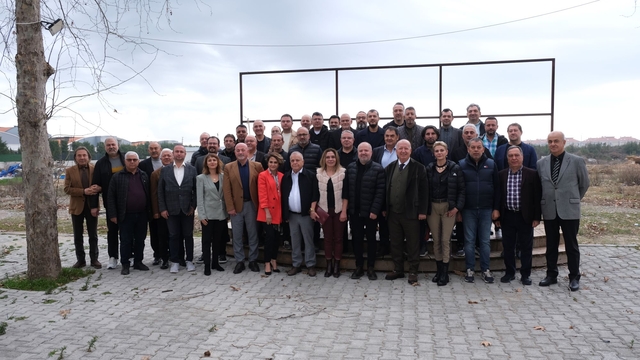 DÖSİAD başkanı Gencer güven tazeledi