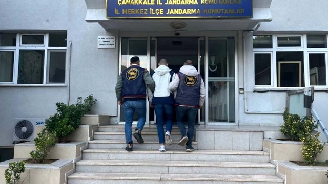 Çanakkale'de çeşitli suçlardan aranan 49 şüpheli yakalandı