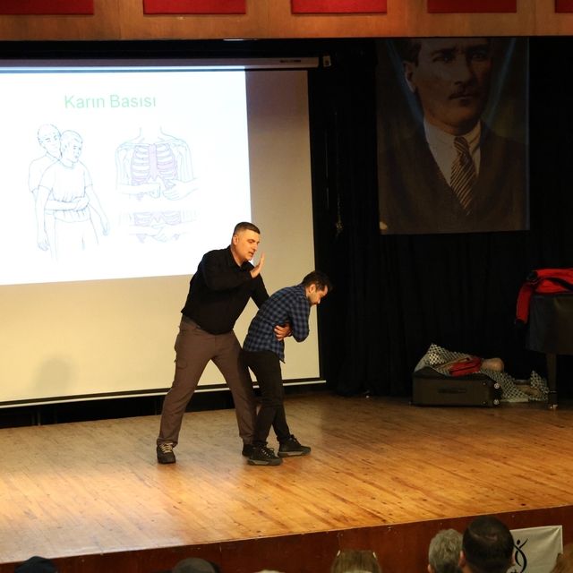 Nazilli'de '6 Şubat Depremleri'nin yıl dönümünde anlamlı eğitim