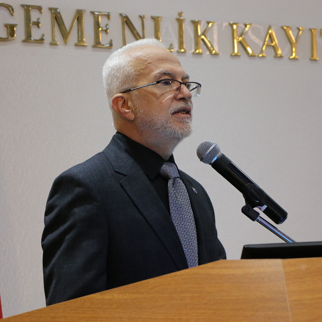 Eskişehir'de yeni ambulanslar, UMKE aracı ve mobil komuta merkezi için töre...