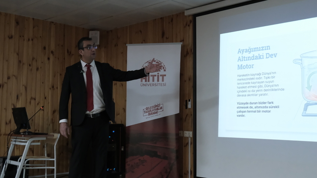 Çorum'da "Depremi Tanıyan Çocuklar Güvenli Yarınlar" programı düzenlendi