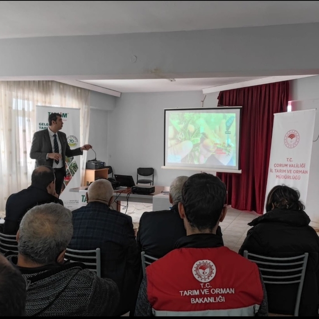 Oğuzlar'da çiftçilere TARSİM bilgilendirmesi yapıldı