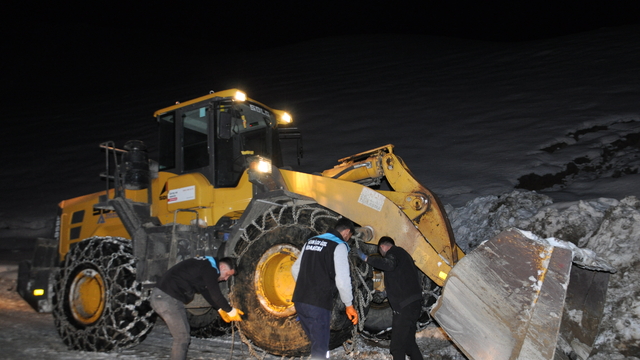 Bitlis'te ekipler 68 yaşındaki hasta için seferber oldu