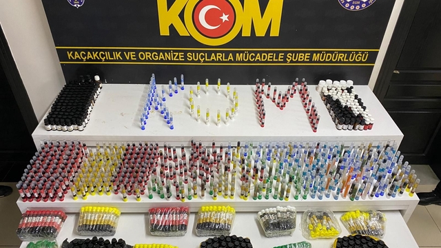 Mersin'de 7 bin 905 litre etil alkol ve 55 litre sahte içki ele geçirildi