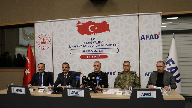 Elazığ'da "Deprem Değerlendirme Toplantısı" yapıldı