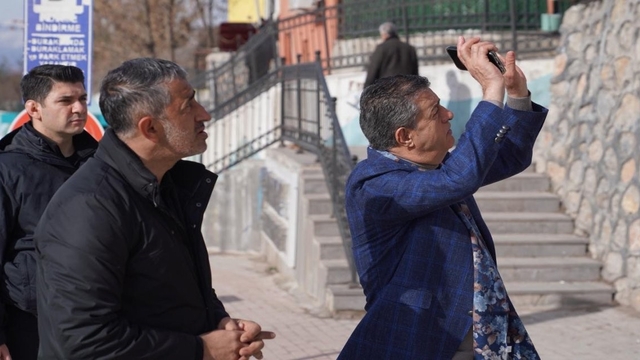 Şırnak'ta hastane bölgesinde güvenli ulaşım için üst geçit hamlesi