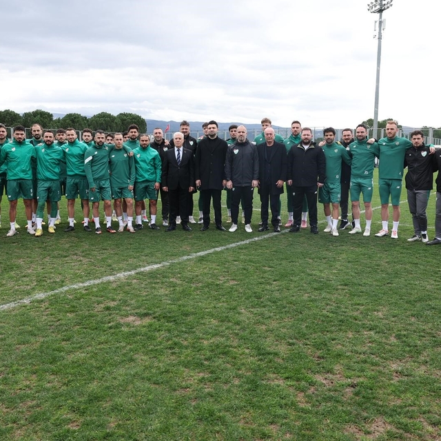 Bursa Büyükşehir Belediyesi'nden Bursaspor'a güçlü destek