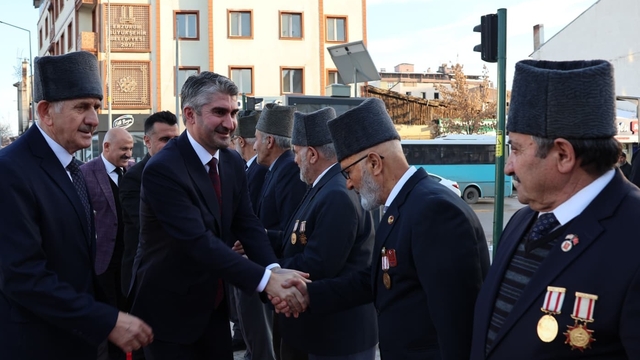 Aile ve Sosyal Hizmetler Bakan Yardımcısı Tarıkdaroğlu, Erzurum'da ziyaretlerde bulundu