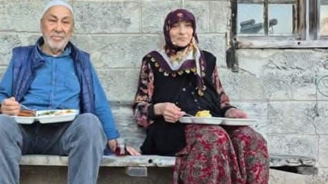 56 yıllık çift 1 gün arayla hayatını kaybetti