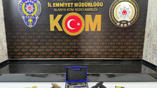 Antalya'da kaçakçılık ve organize suçlarla mücadele sürüyor