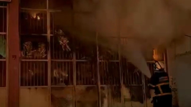 Batman'da sanayi sitesinde yangın: Alevler büyümeden söndürüldü