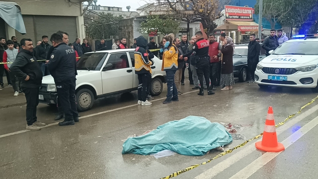 Adana'da kamyonun çarptığı kişi öldü
