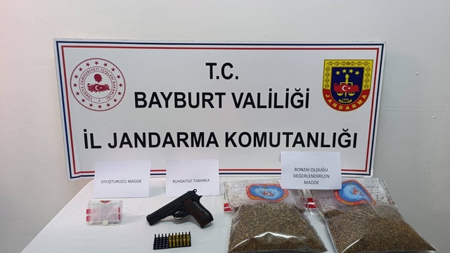 Bayburt'ta jandarma ekiplerinden uyuşturucu operasyonu: 6 şüpheli yakalandı