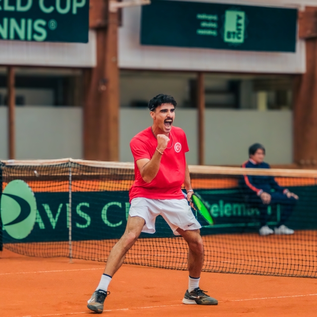 Türkiye, Davis Cup Dünya Grubu 1 play-off'unda Slovenya karşısında 2-0 öne...