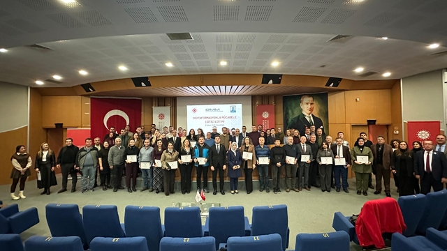 Çanakkale'de "Dezenformasyonla Mücadele: Eğiticinin Eğitimi Programı" düzenlendi