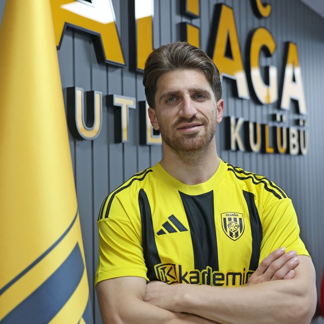 Aliağa FK'da bir transfer, bir ayrılık