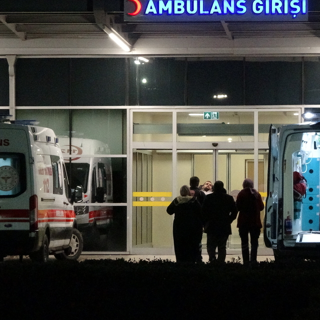 Konya'da 11 kişi, zehirlenme şüphesiyle hastaneye kaldırıldı