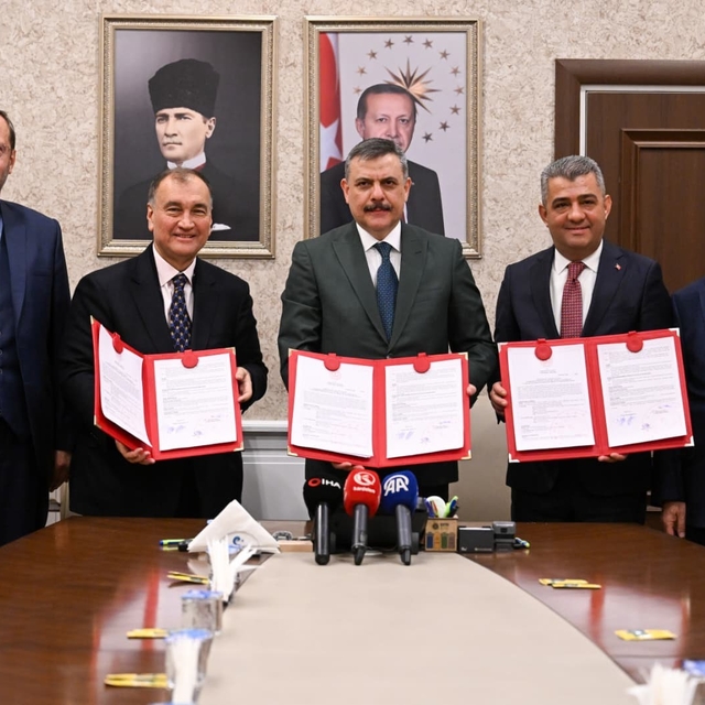 Yıldız Holding'den Gastronomi Liseleri Projesi'ne destek